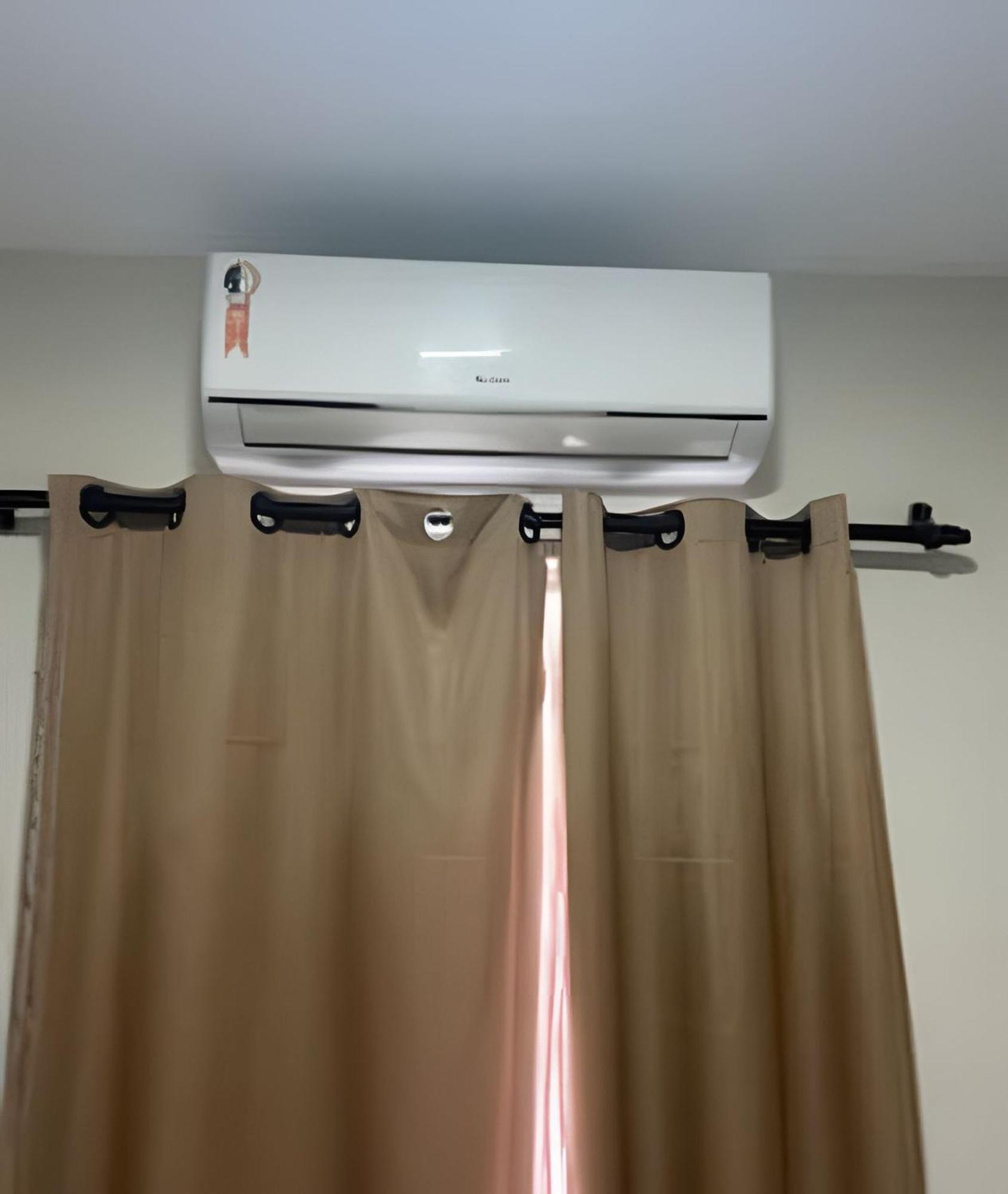 פטרולינה Prox. Ao Shopping, Para 10 Pessoas, Ar Condicionado E Garagem מראה חיצוני תמונה